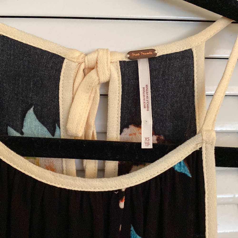 Neverworn fp halter - Picture 2 of 8